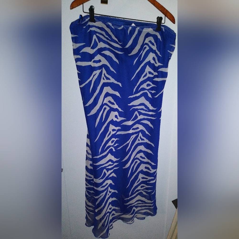 Rene Margo Skirt.. 3X blue and gray sheer w/lining